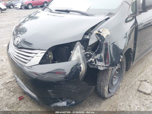 5TDYZ3DC4HS784545 Toyota Sienna Xle/limited