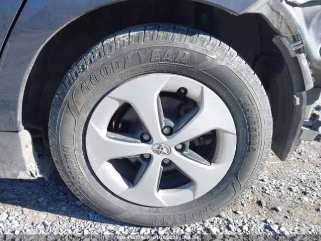 JTDKN3DU3F0460559 Toyota Prius Four