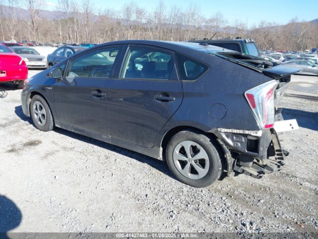 JTDKN3DU3F0460559 Toyota Prius Four