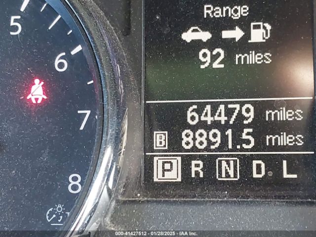 JN8AS5MT8FW668025 Nissan Rogue Select S