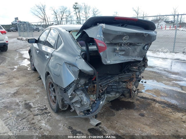 1N4AL3AP3JC197177 Nissan Altima 2.5 S