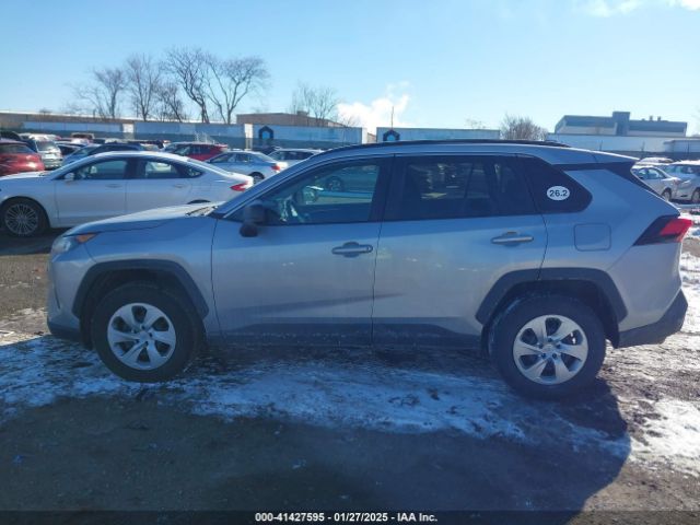 2T3F1RFV3LW086855 Toyota RAV4 LE