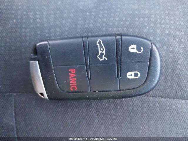 2016 CHRYSLER 200 1C3CCCFB1GN123192 Photo 10