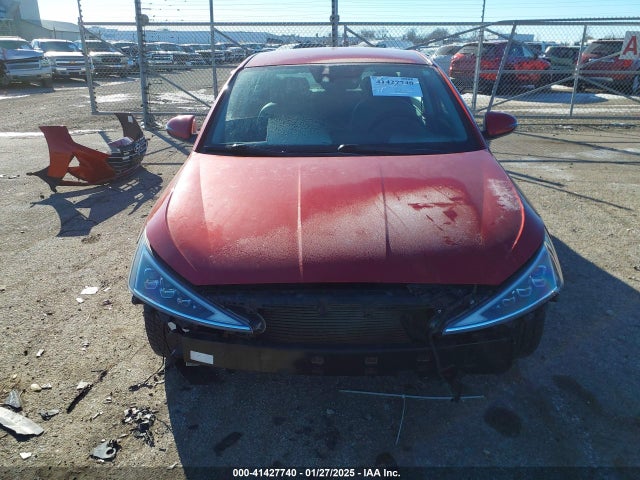 Hyundai Elantra Limited 2019 5NPD84LF1KH416064 Image 13
