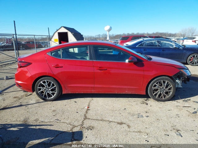 Hyundai Elantra Limited 2019 5NPD84LF1KH416064 Image 14