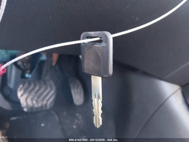 JN8AT2MVXGW136421 Nissan ROGUE S