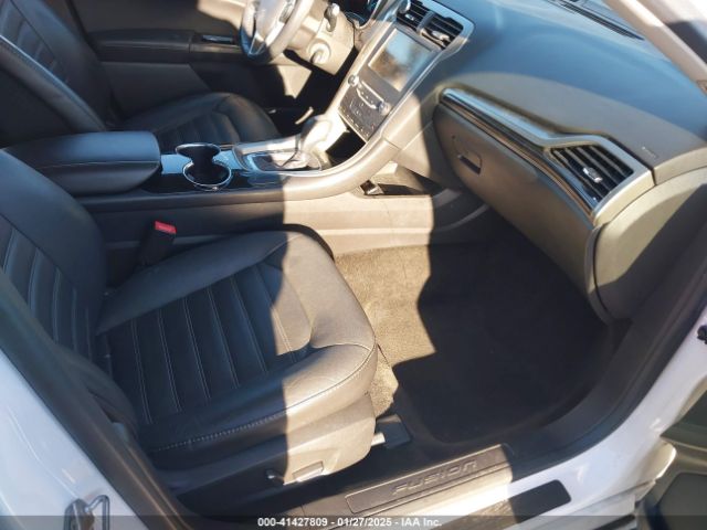 3FA6P0HDXFR176534 Ford FUSION SE