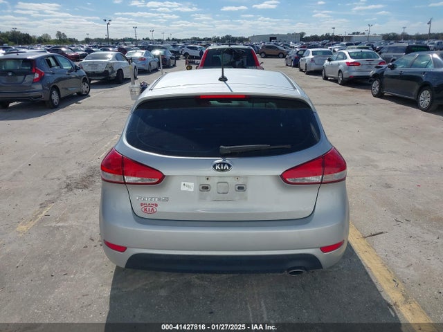 KIA Forte 5-door Lx 2016 KNAFK5A84G5648277 Image 16