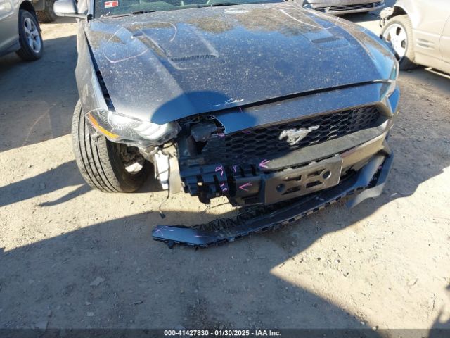 1FATP8UH7J5111677 Ford Mustang Ecoboost Premium