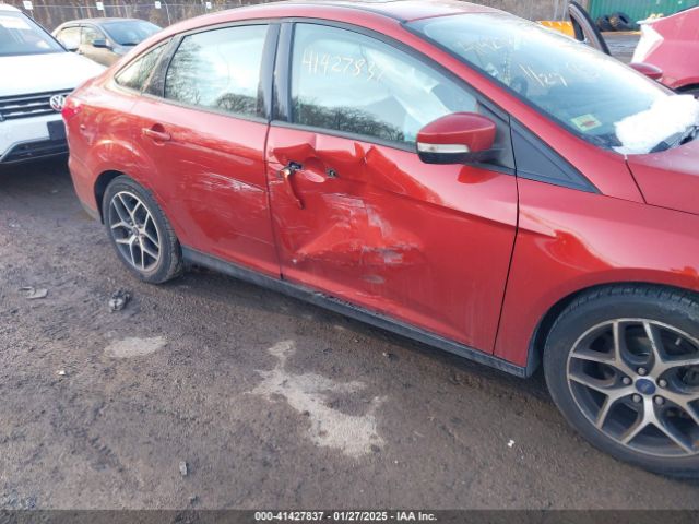 1FADP3H24JL318312 Ford FOCUS SEL