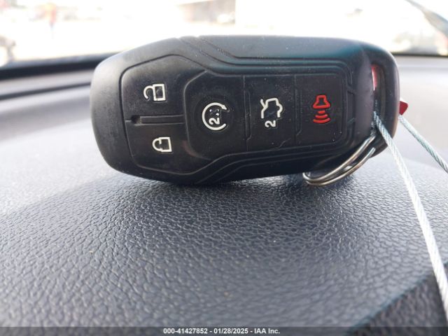 1FM5K7D84GGB70030 Ford EXPLORER XLT