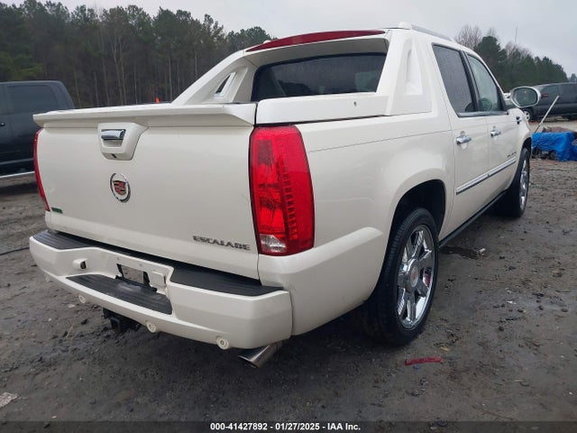 2011 CADILLAC ESCALADE EXT 3GYT4NEF5BG125158 Photo 3