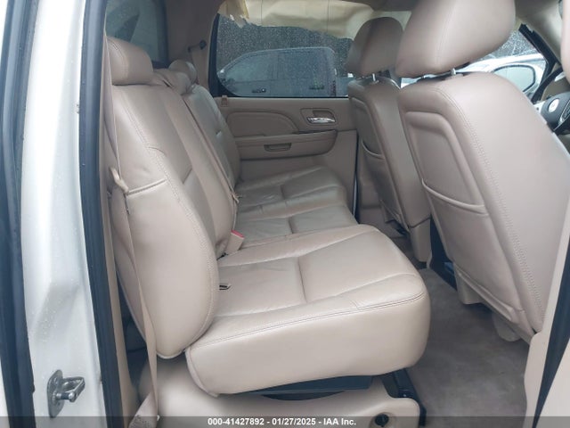 2011 CADILLAC ESCALADE EXT 3GYT4NEF5BG125158 Photo 7