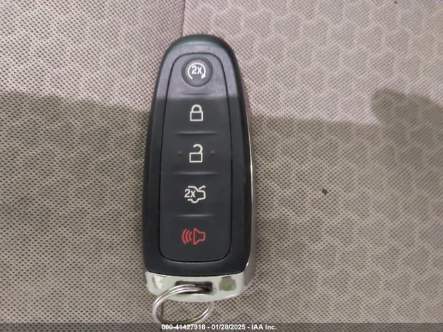 1FMCU9GD8KUA65460 Ford ESCAPE SE