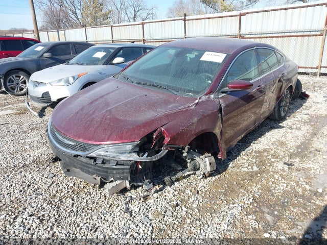 Chrysler 200 Limited 2016 1C3CCCAB8GN128171 Image 2
