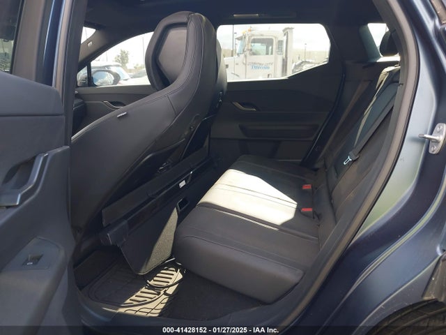Fisker Ocean One 2023 VCF1ZBU26PG001897 Image 8