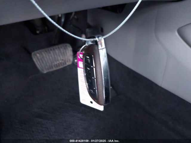 KM8J33A2XJU694229 Hyundai Tucson Value