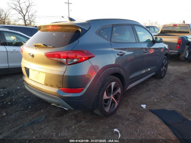 KM8J33A2XJU694229 Hyundai Tucson Value