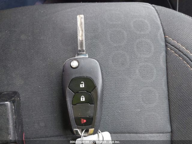 KL7CJKSB7MB334134 Chevrolet Trax Fwd Ls