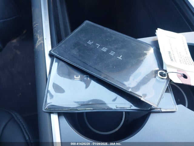 2025 TESLA MODEL Y 7SAYGDED3SA358909 Photo 10