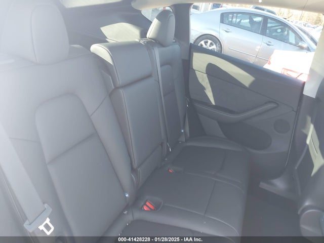 2025 TESLA MODEL Y 7SAYGDED3SA358909 Photo 7