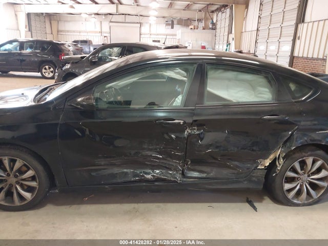 Chrysler 200 S 2015 1C3CCCBB7FN629131 Image 14