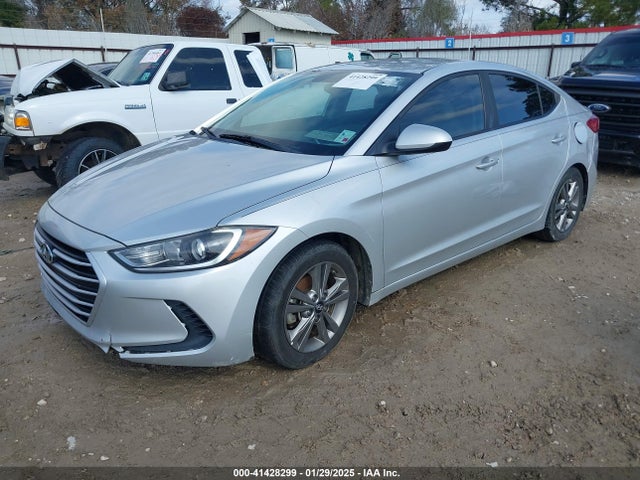 5NPD84LFXJH223233 Hyundai ELANTRA SEL