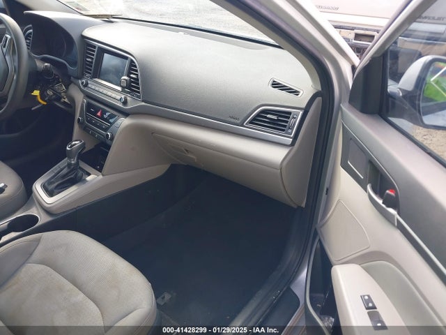 5NPD84LFXJH223233 Hyundai ELANTRA SEL