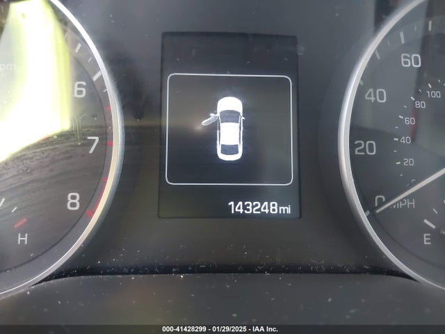 5NPD84LFXJH223233 Hyundai ELANTRA SEL