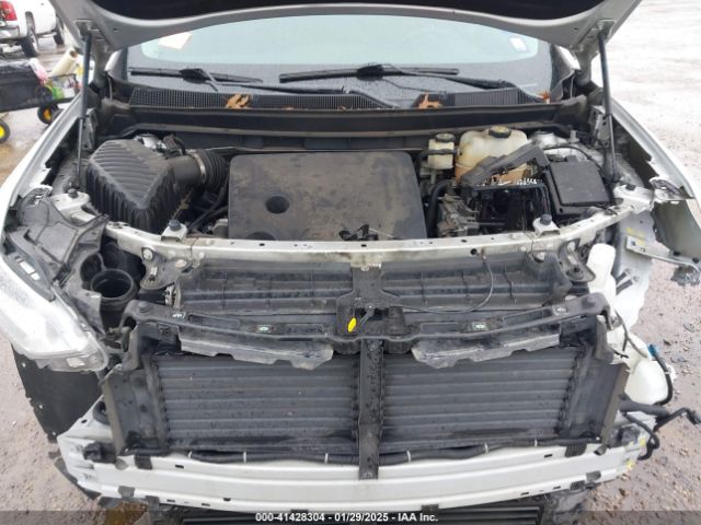 1GNERFKWXKJ268686 Chevrolet Traverse Ls