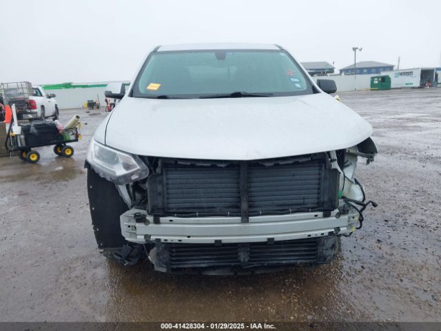 1GNERFKWXKJ268686 Chevrolet Traverse Ls