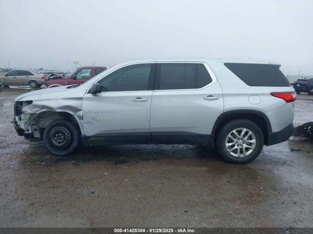 1GNERFKWXKJ268686 Chevrolet Traverse Ls