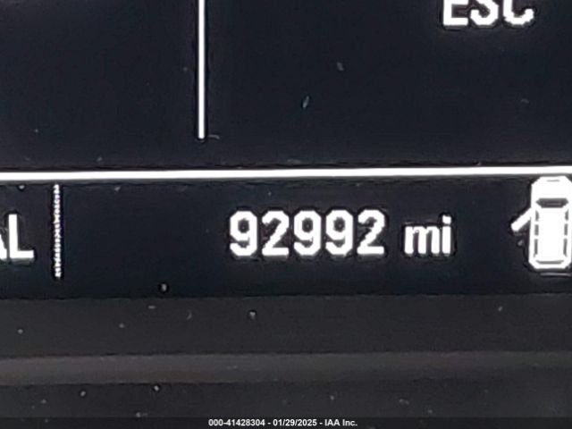 1GNERFKWXKJ268686 Chevrolet Traverse Ls