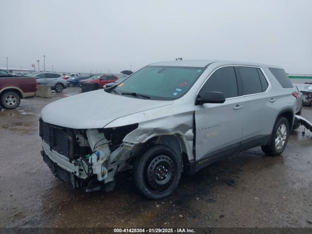1GNERFKWXKJ268686 Chevrolet Traverse Ls