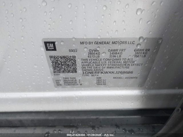 1GNERFKWXKJ268686 Chevrolet Traverse Ls