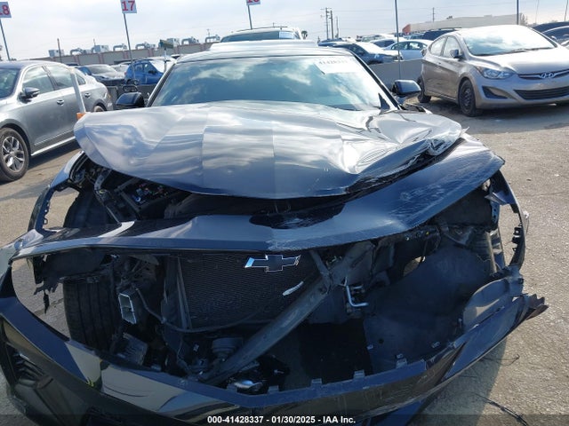 1G1FB1RS2J0124764 Chevrolet Camaro 1lt