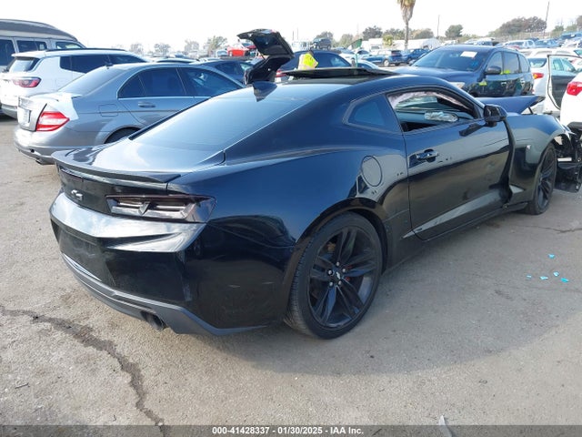 1G1FB1RS2J0124764 Chevrolet Camaro 1lt