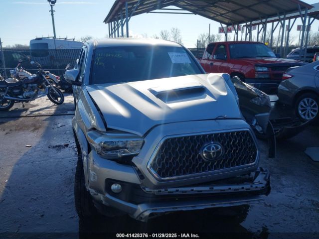 5TFCZ5AN3JX151479 Toyota Tacoma Trd Sport