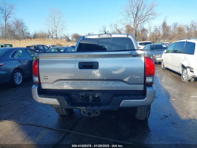 5TFCZ5AN3JX151479 Toyota Tacoma Trd Sport