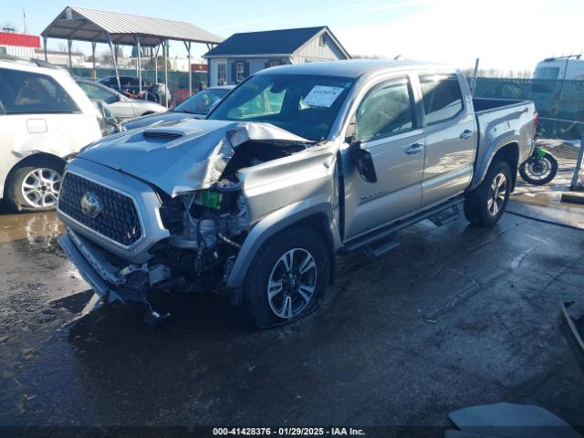 5TFCZ5AN3JX151479 Toyota Tacoma Trd Sport