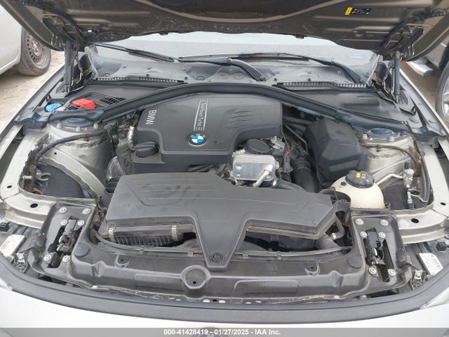 41428419 :رقم المزاد ، WBA8A9C55JK623242 vin ، 2018 Bmw 320i مزاد بيع