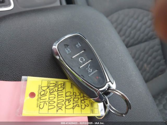 3GNAXJEV3JS593221 Chevrolet EQUINOX LT
