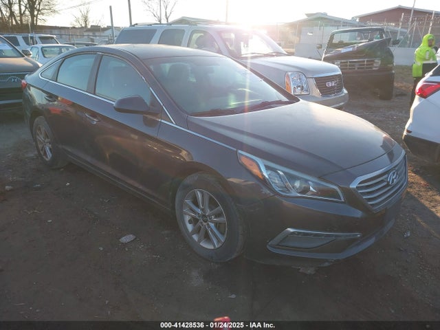 Hyundai SONATA SE 2015 5NPE24AF8FH210514 Image 1