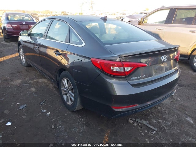 Hyundai SONATA SE 2015 5NPE24AF8FH210514 Image 3