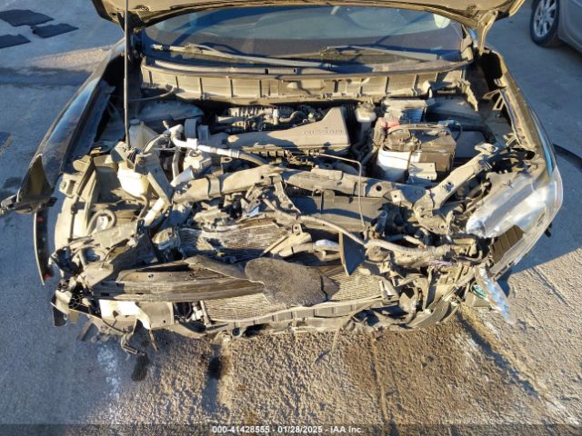 5N1AT2MT2EC816446 Nissan ROGUE SV