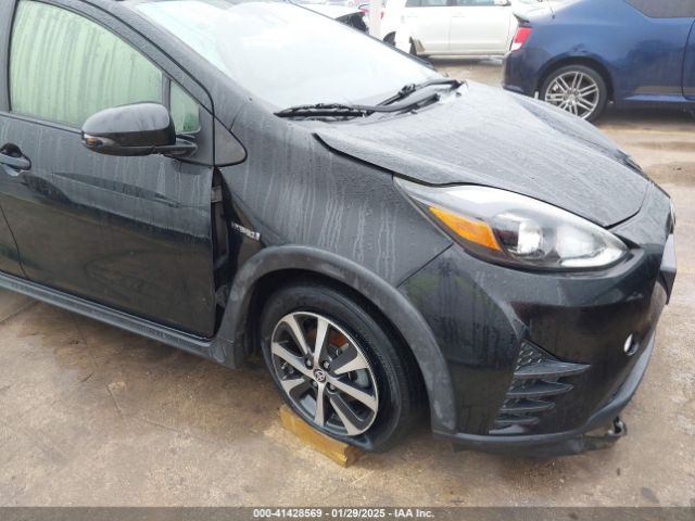 JTDKDTB36J1599519 Toyota Prius C Two