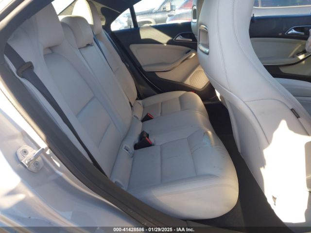 WDDSJ4GB1EN144175 Mercedes-Benz CLA 250 4MATIC