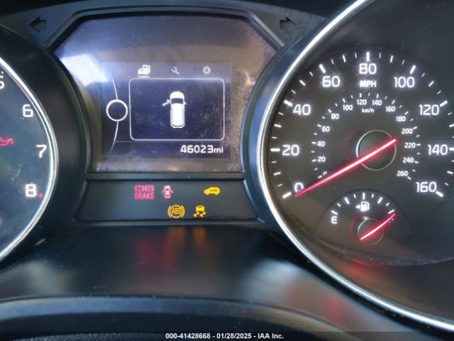 KNDMB5C15H6315754 KIA SEDONA LX