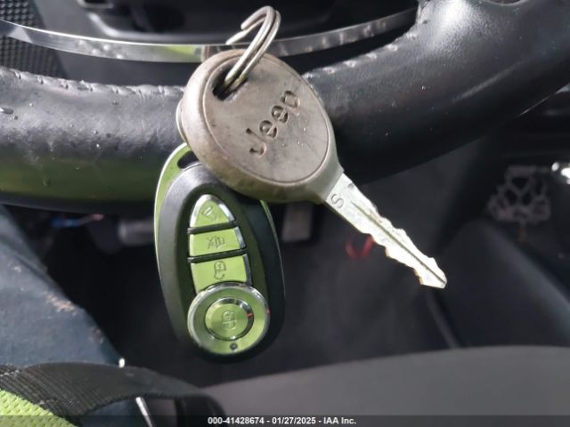 1C4BJWDG1FL672267 Jeep Wrangler Unlimited Sport