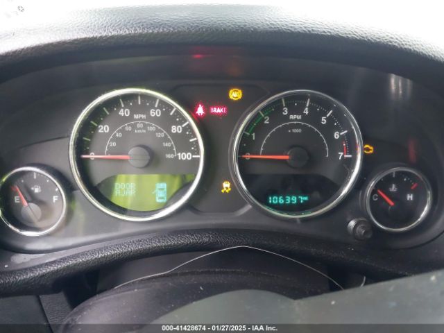1C4BJWDG1FL672267 Jeep Wrangler Unlimited Sport